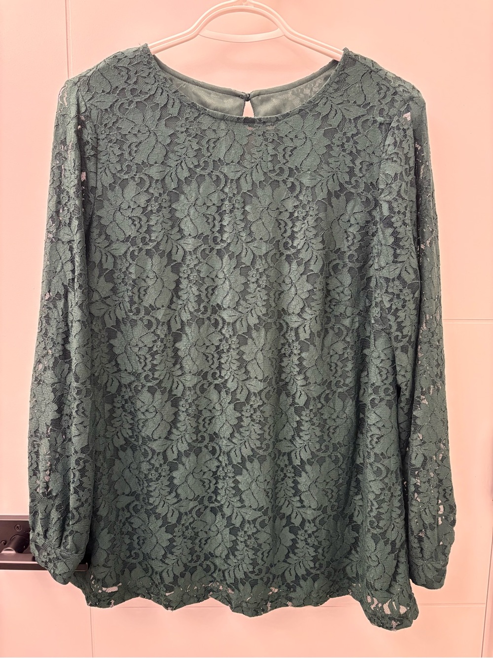 BloomChic Forest Green Lace Long-Sleeve Blouse